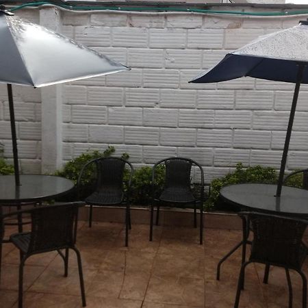 Hotel Hea Hospedaje Cerca Al Estadio Y La 70 Medellín Exterior foto