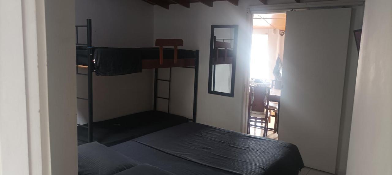 Hotel Hea Hospedaje Cerca Al Estadio Y La 70 Medellín Exterior foto